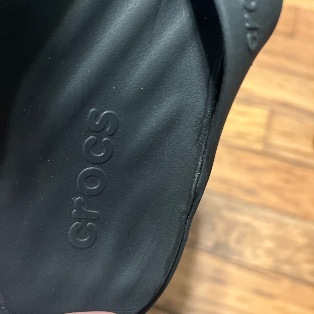 Crocs Black Getaway Platform Flip Flops Women’s Size 11 - Picture 3 of 5